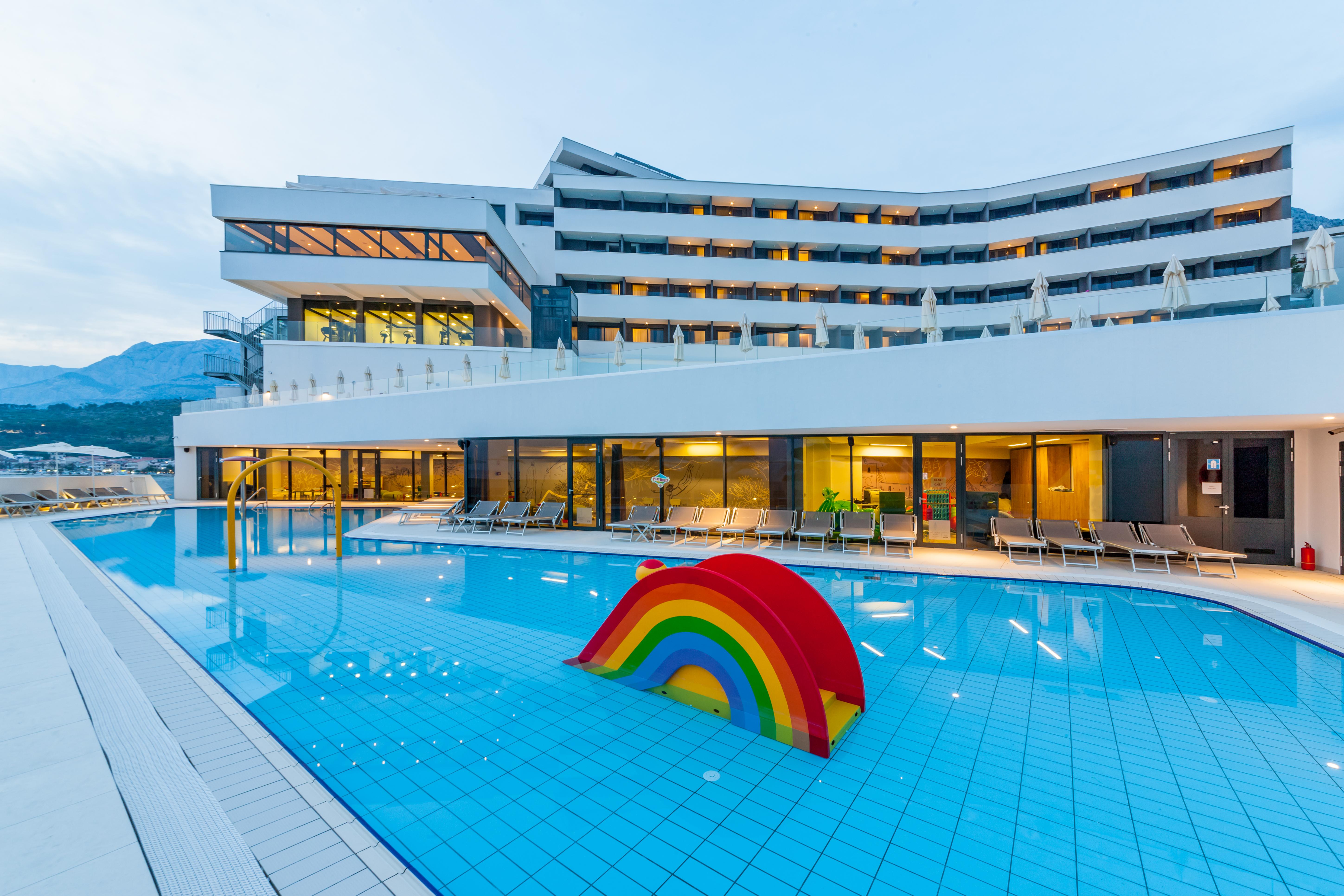 Medora Auri Family Beach Resort Podgora Exterior foto